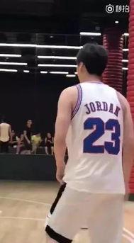 李易峰 爆料篮球视频,运动场上的热血瞬间